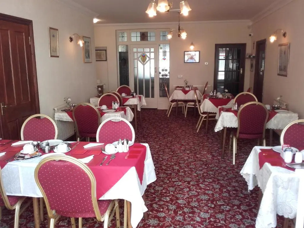 Clumber House Hotel