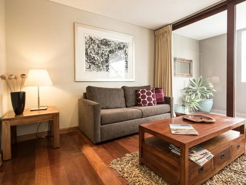 2/21-25 Fletcher Street - Casablanca at Bogarts