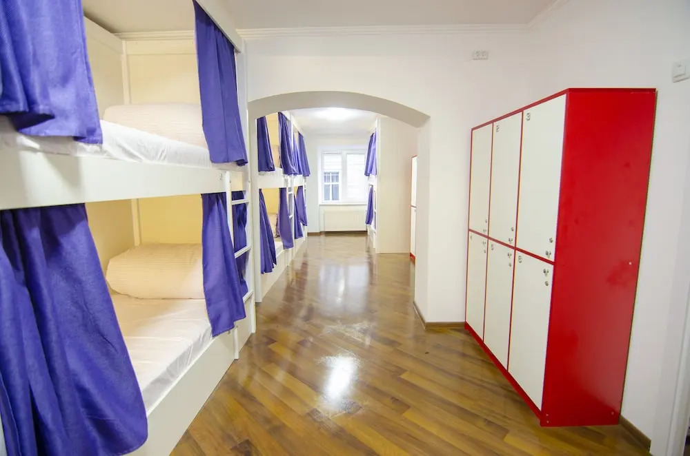 Pop Art Hostel Rynok Sq