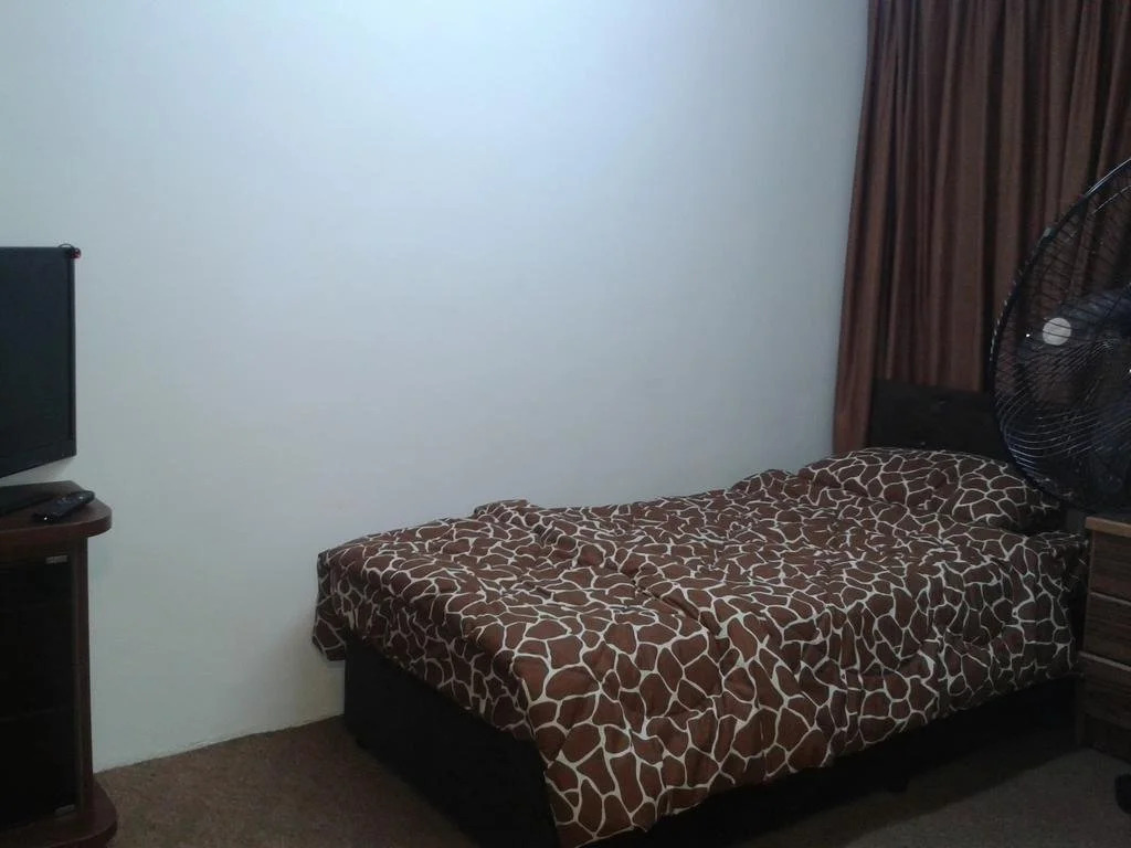 City Hotel