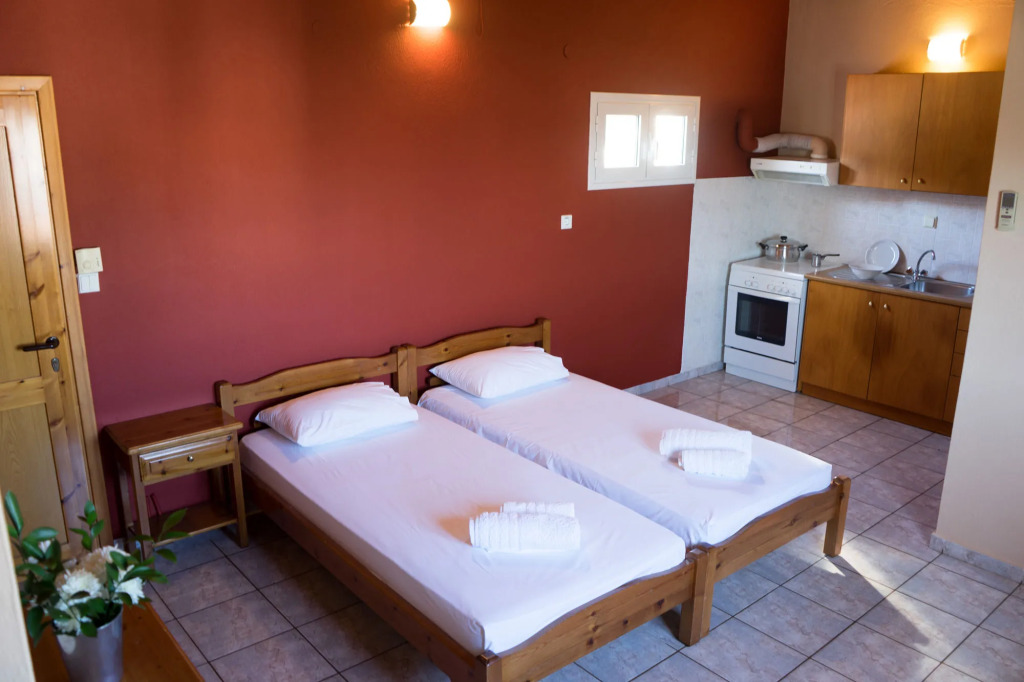 Eos Skiathos
