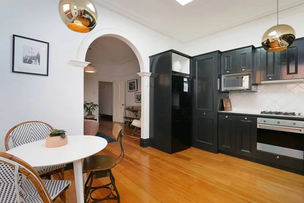 Designer 2 Bedroom House with Garden in Northbridge