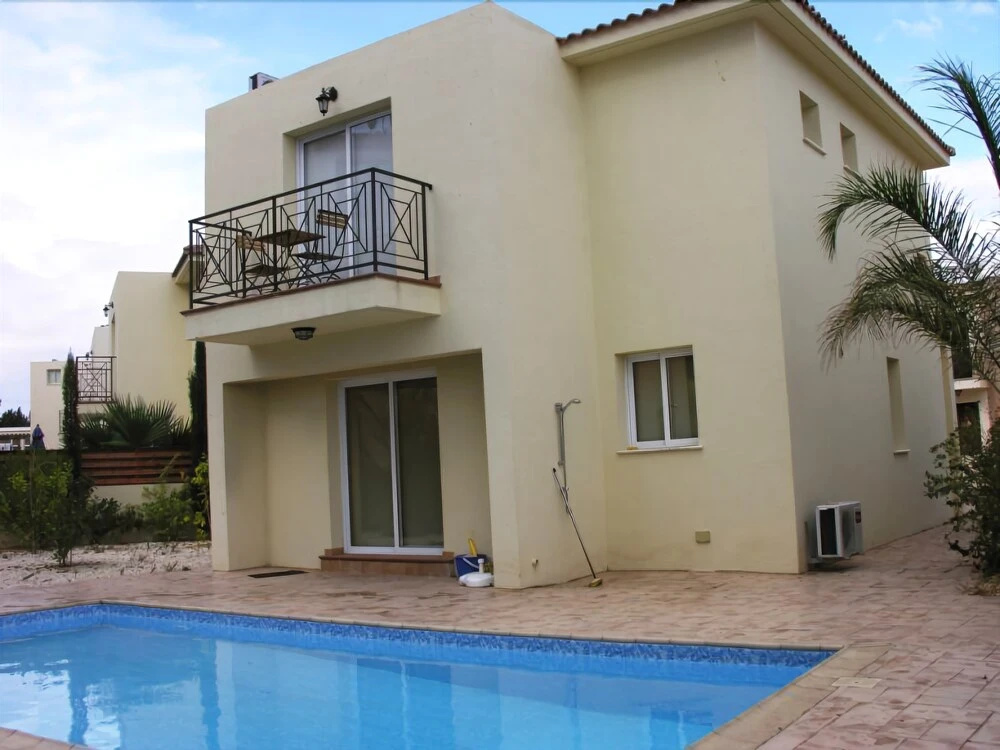 Accomoteleia Crystal Lagoon Villa
