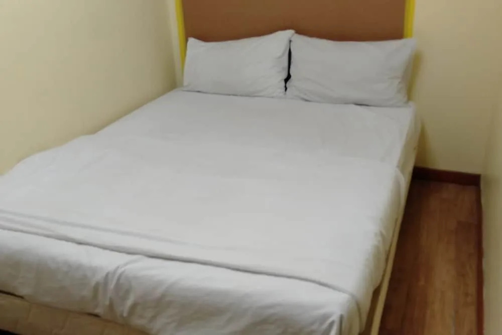 OYO 90026 Hotel Lemon Tree Kepong