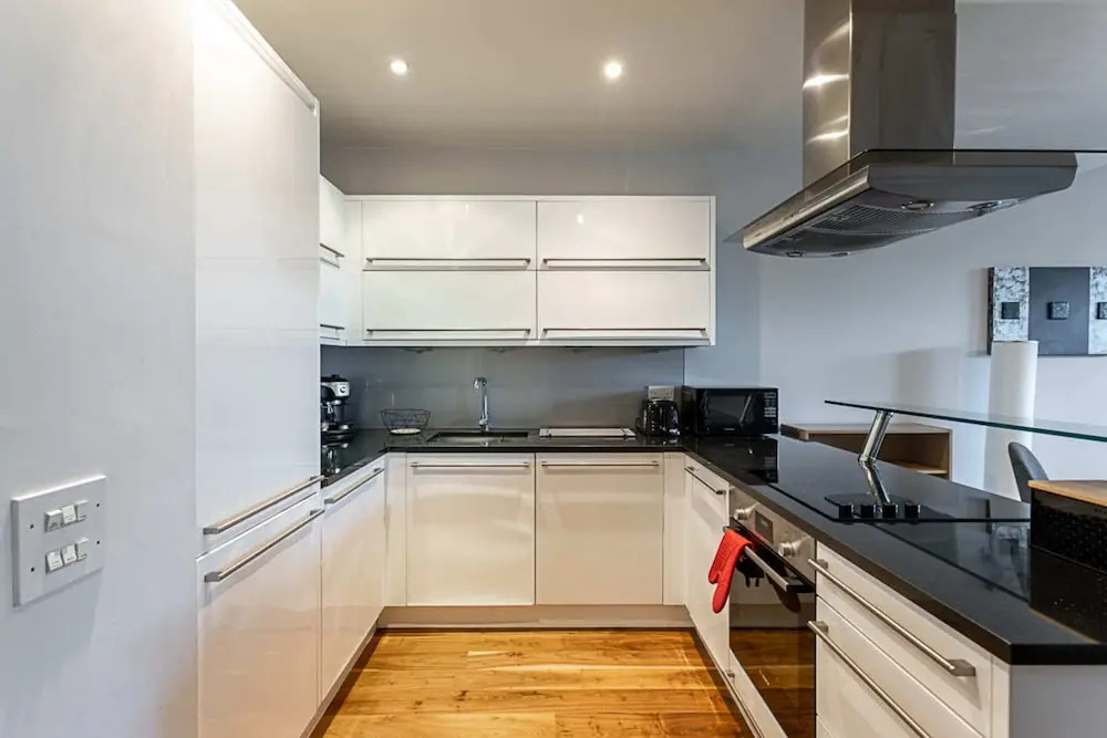 Holborn Flat With Green Views