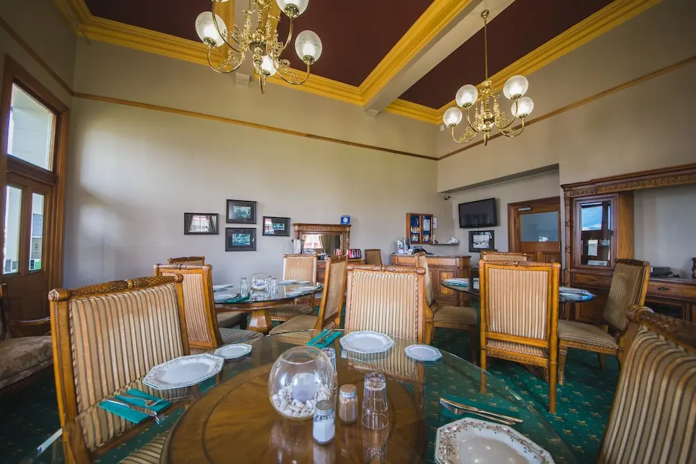 Denison Boutique Hotel