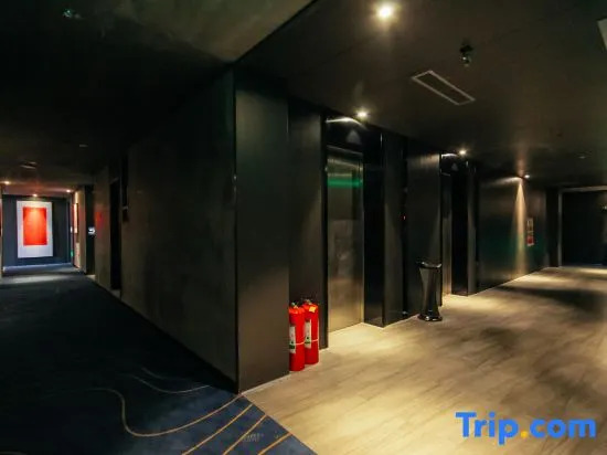 Yipoyunshi Hotel, wutong Street Subway Station, Zhengzhou University