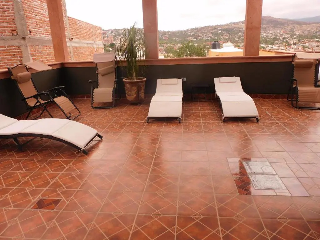 Vista Del Sol Apartments