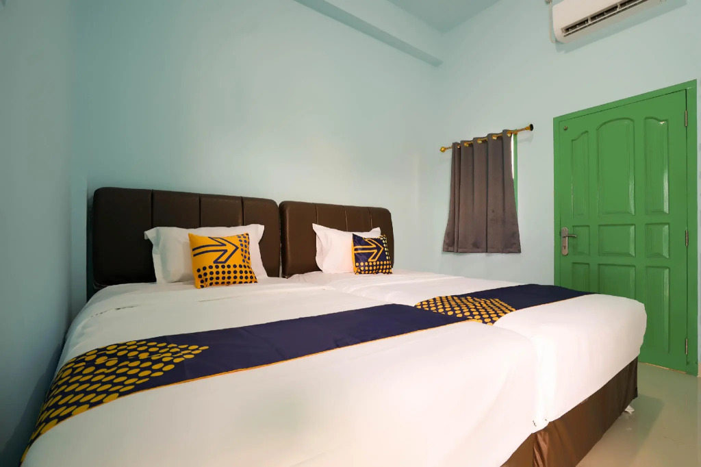 SPOT ON 2738 818 Home Stay