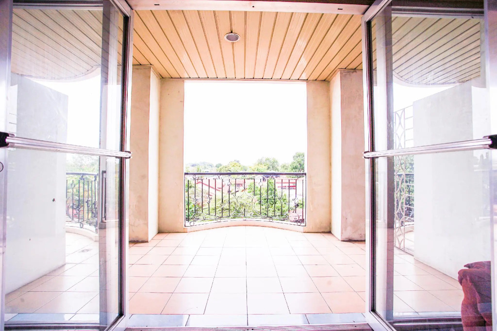 OYO 192 Tcc Condo-Hostel