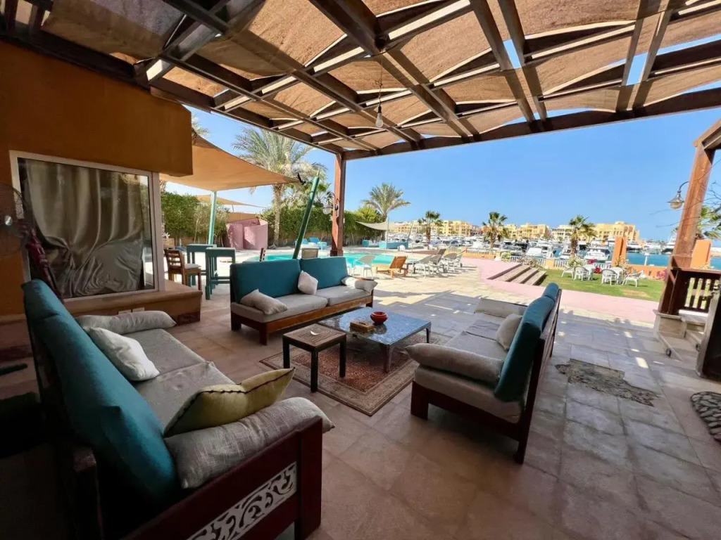 MB 2 Palace New Marina El Gouna