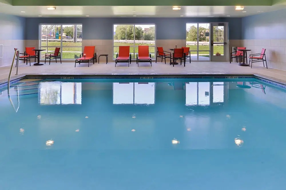 Holiday Inn Express & Suites - Mall of America - MSP Airport by IHG