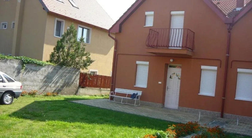 Barátság Ház