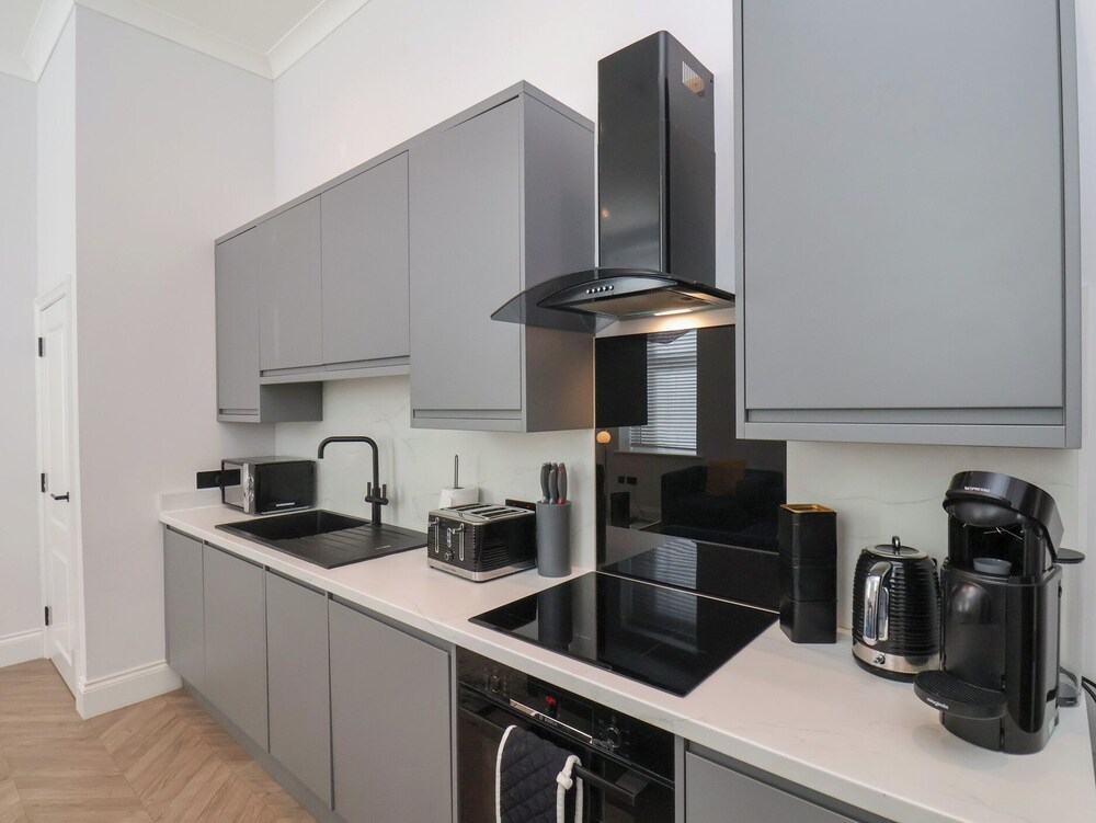 The Salisbury Apartment 104