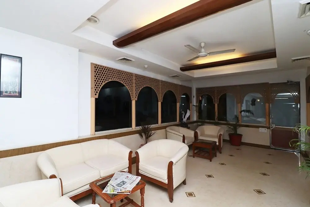 Hotel O Highway Inn International