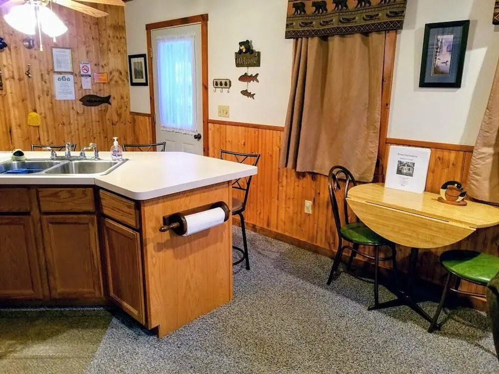 Duxbury 2 Bedroom Condo