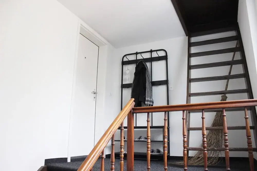 Completely Renovated Apartment Near the Train Station and the Center