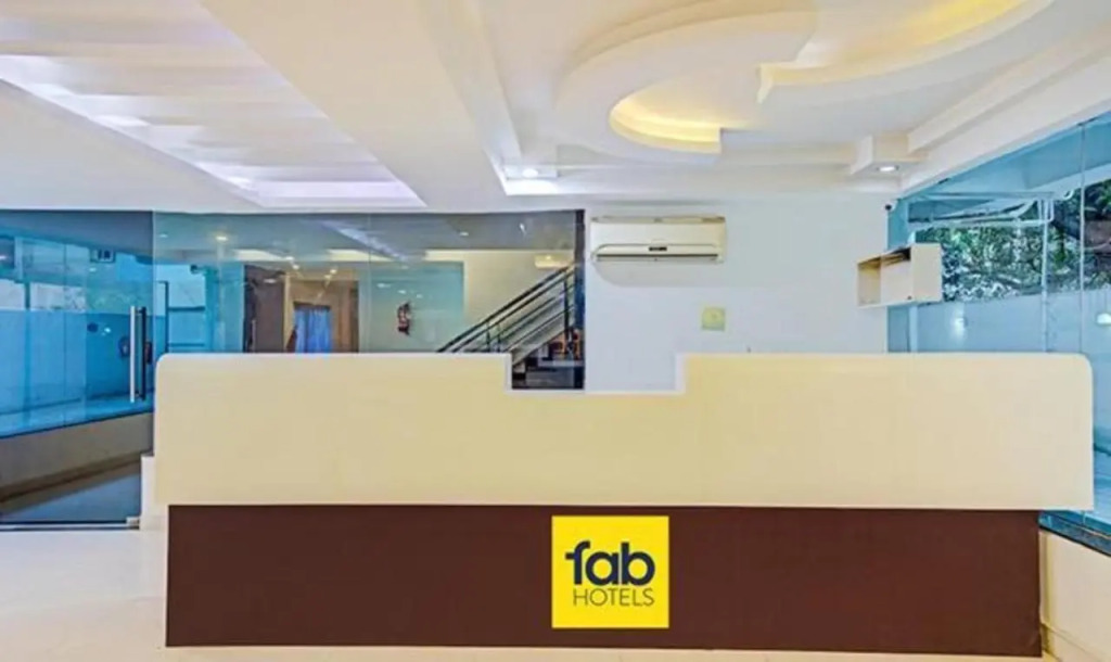 FabHotel Skyry