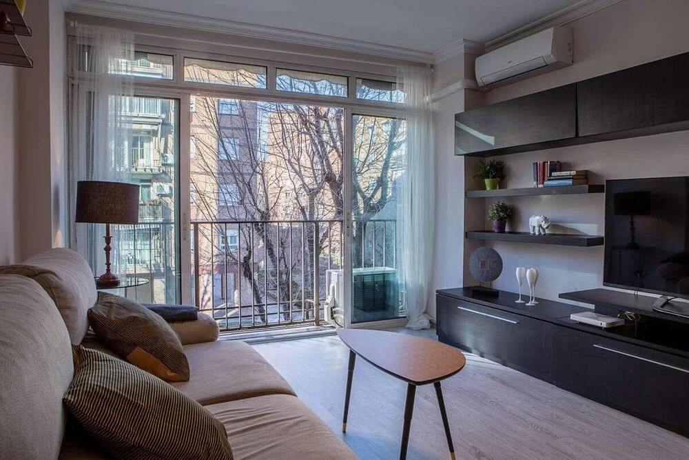 Modern 3bed Apt Next to Madrid Airport, Near Metro