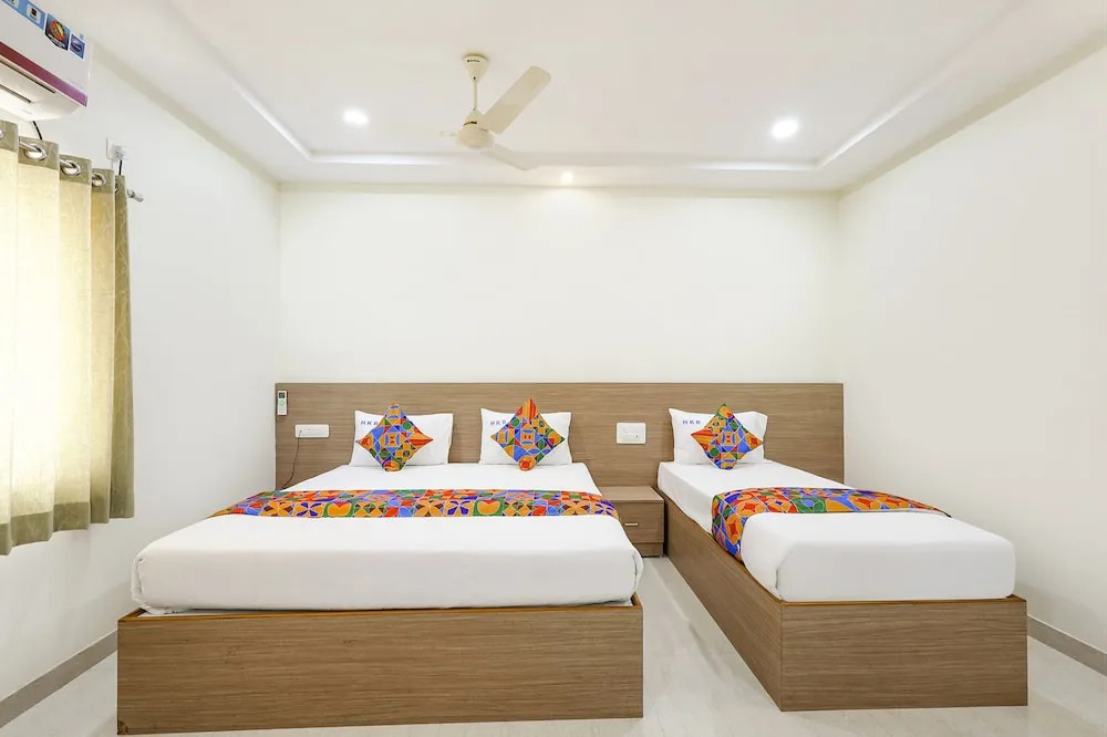 FabHotel Karthikeya Residency - 900m from Tirupati Bus Stand