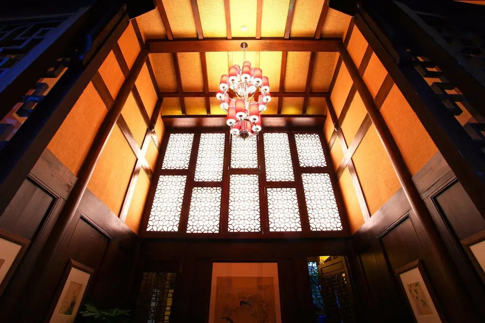 Demen Renli Hotel