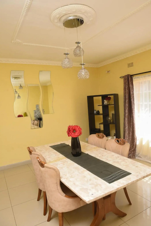 AZB Cozy Homes. Elegant 4 bedroom home in Area 49, Lilongwe