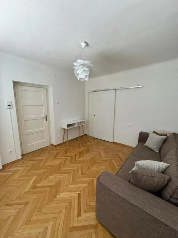Maximo Apartments