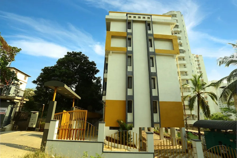 OYO 46 SilverKey Kakkanad