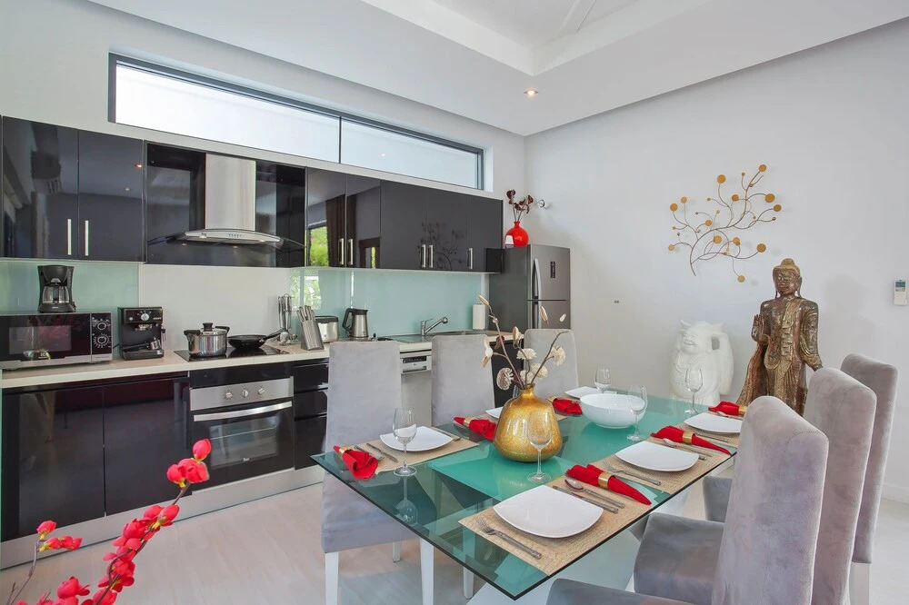 Isawan 2BR Salt Pool Villa in Baannaraya