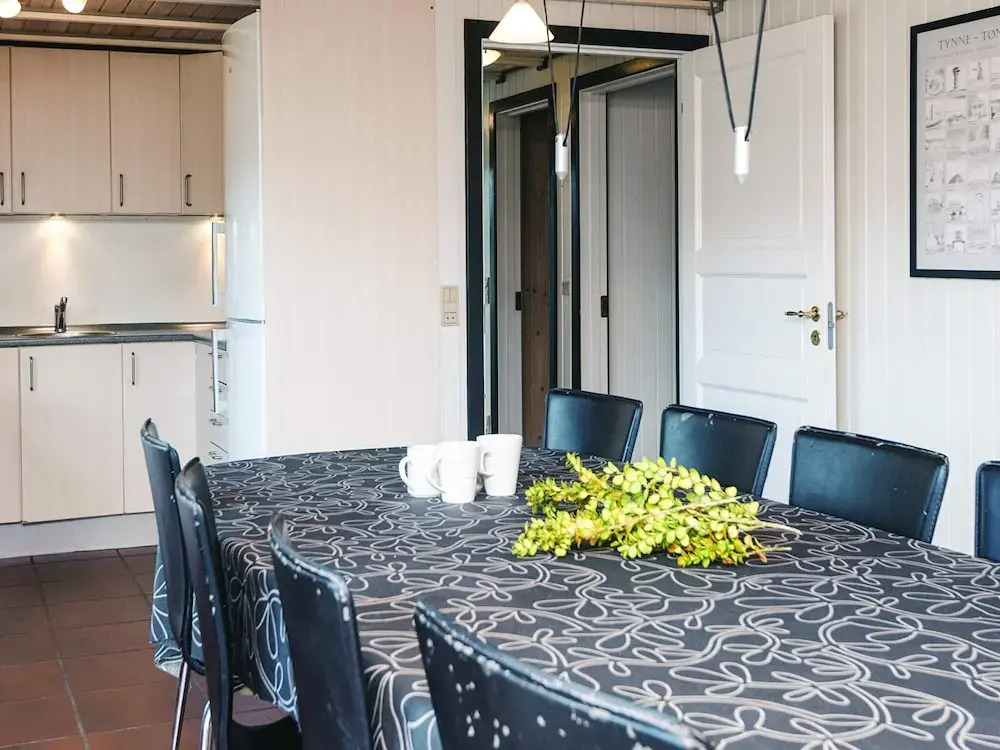 10 person holiday home in Rømø