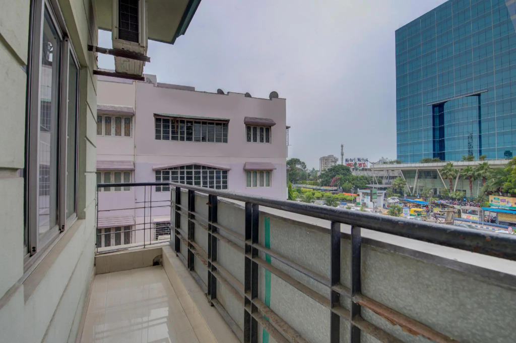 OYO Flagship 1805 Blue Orchid Corporate Inn