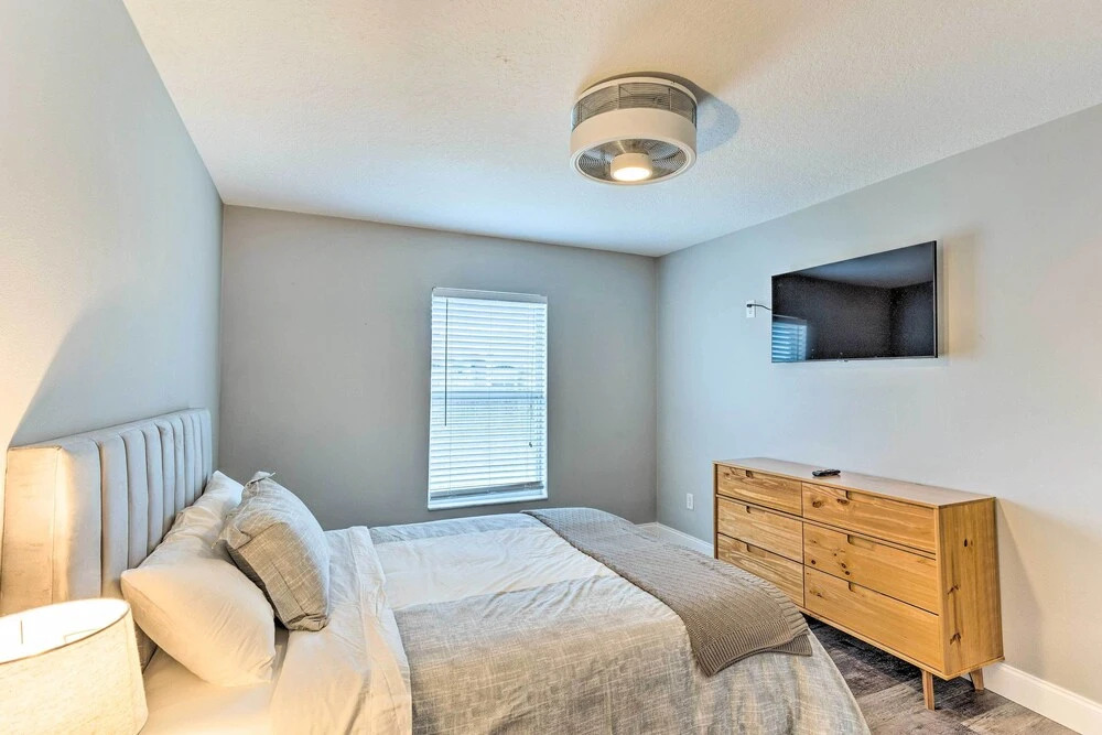 2 Mi to City Center: Spacious Port St Lucie Home!