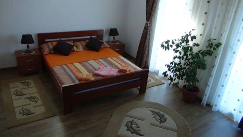 B&B Lovac Pool & Spa