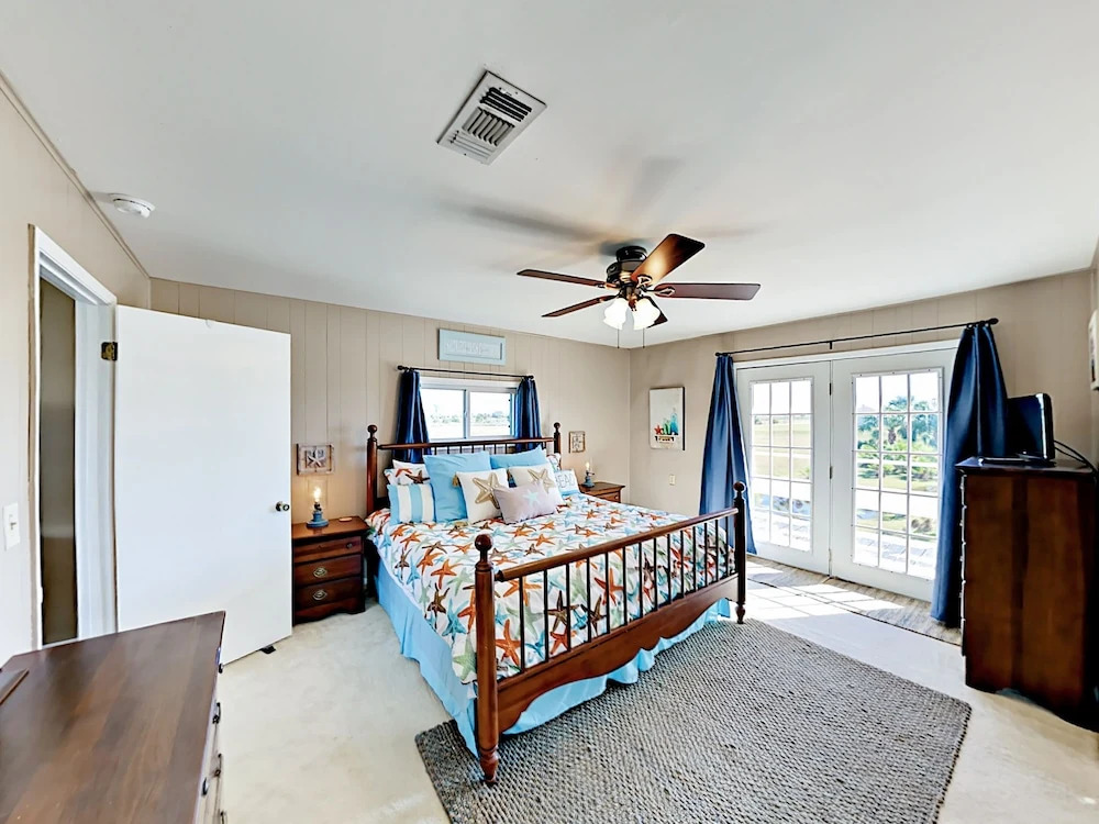 3913 2nd Street Home 2 Bedrooms 2 Bathrooms Home