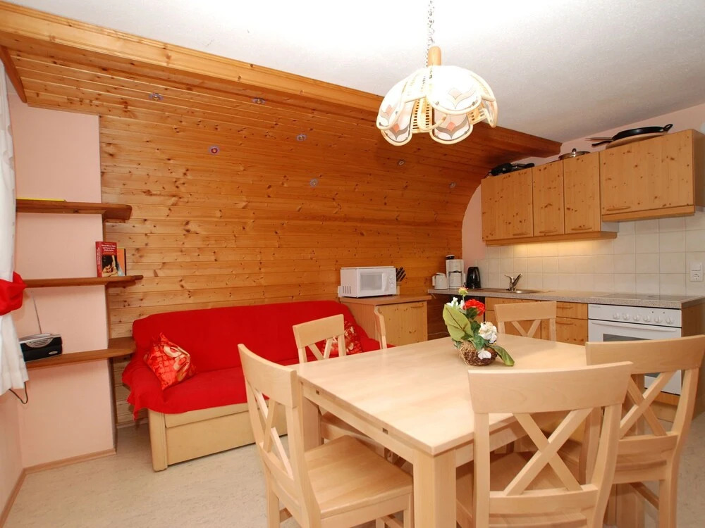 Cozy Apartment in Neukirchen am Großvenediger near Ski Area