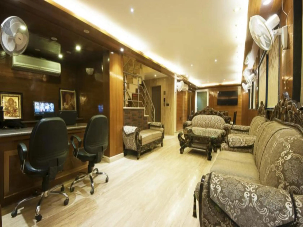 Wood Castle Grand