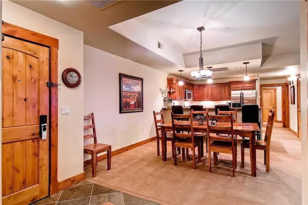 5103 Emerald Lodge, Trappeur's Crossing Apartment 4