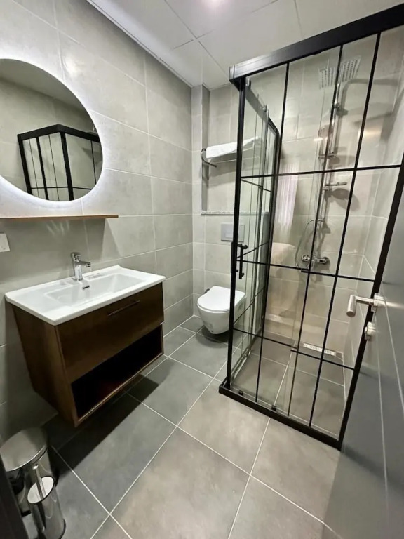 BRANDROOM HOTEL