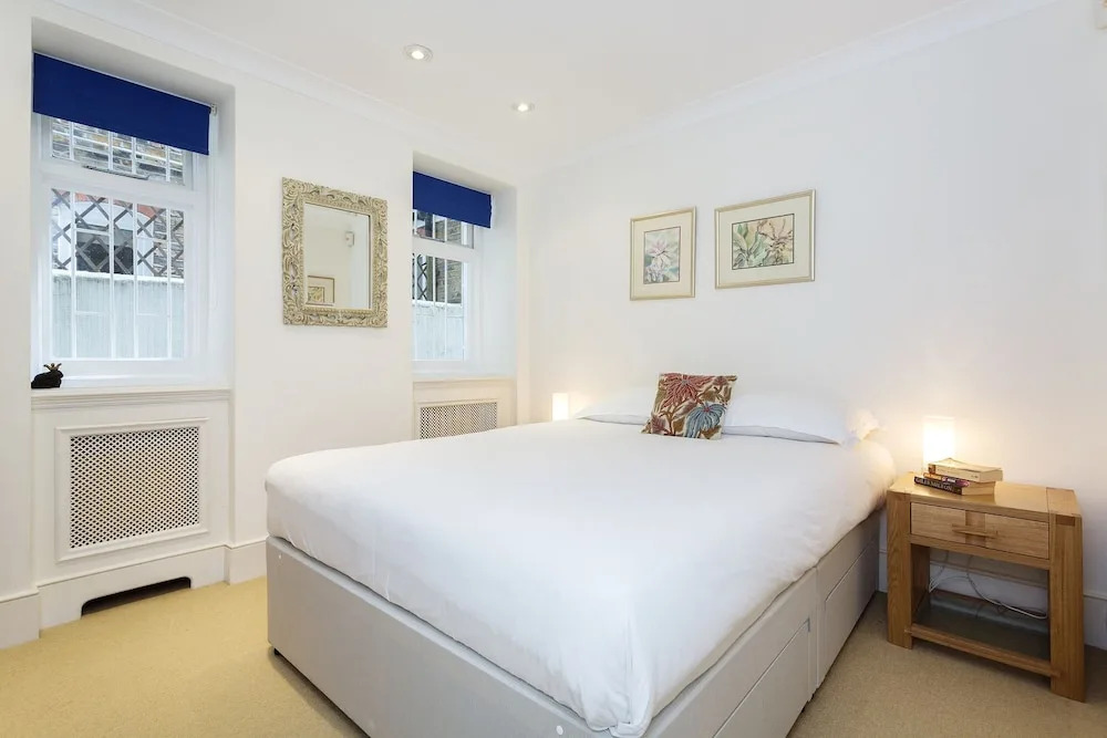 ItalianFlat – Earls Court