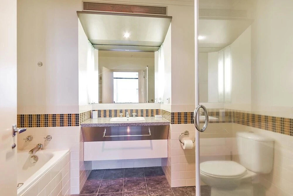 QV Large Penthouse Apartment - 510