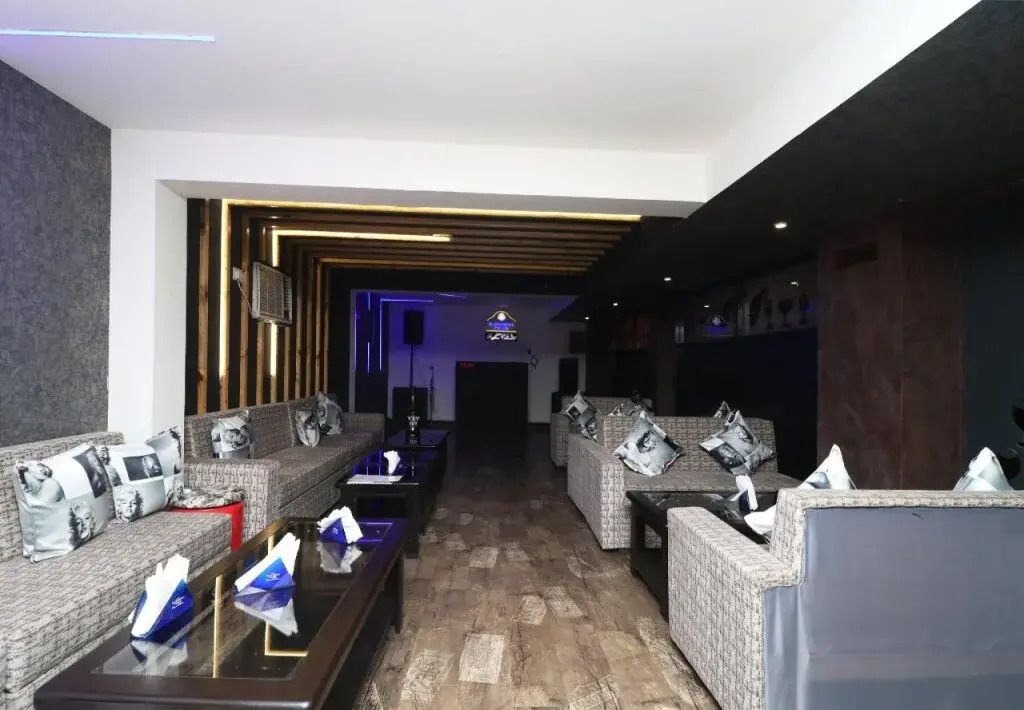 Hotel Royal Palace By OYO Rooms