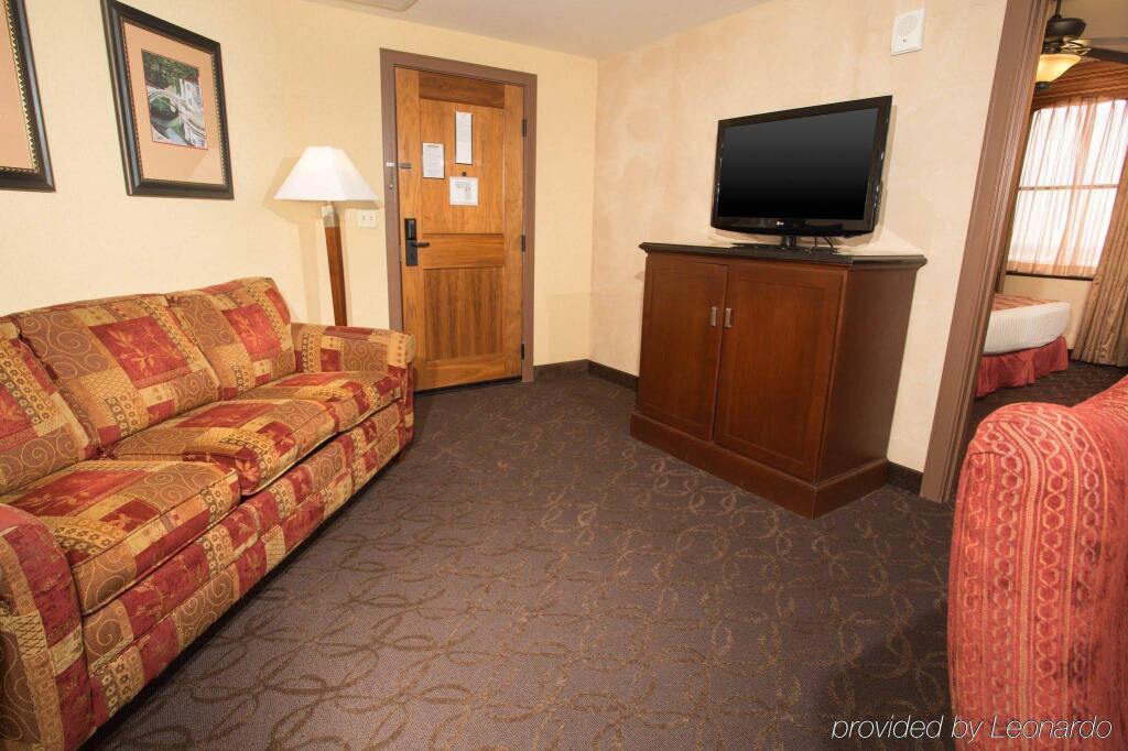 Drury Plaza Hotel San Antonio Riverwalk