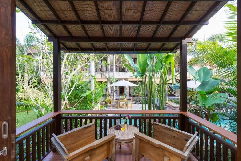Двухместный номер Standard с балконом (двуспальная кровать) в Meruhdani Boutique Hotel Ubud