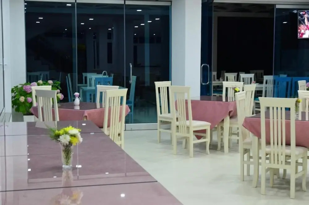 Vila e Bardhe Butique Hotel