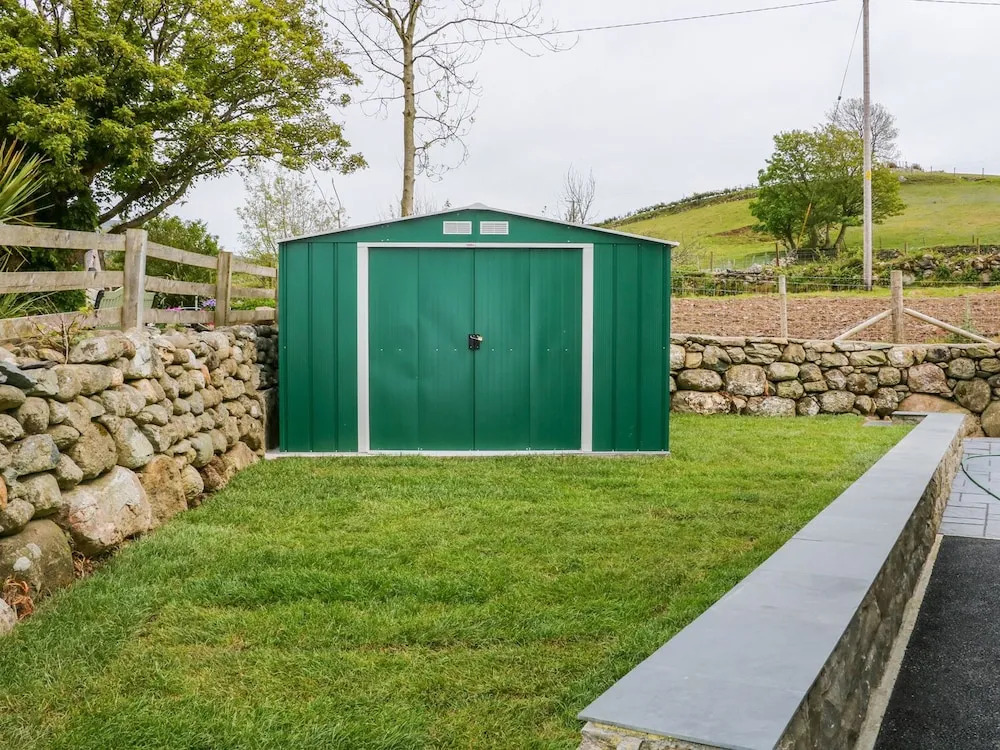 Llwyd Coed Canol