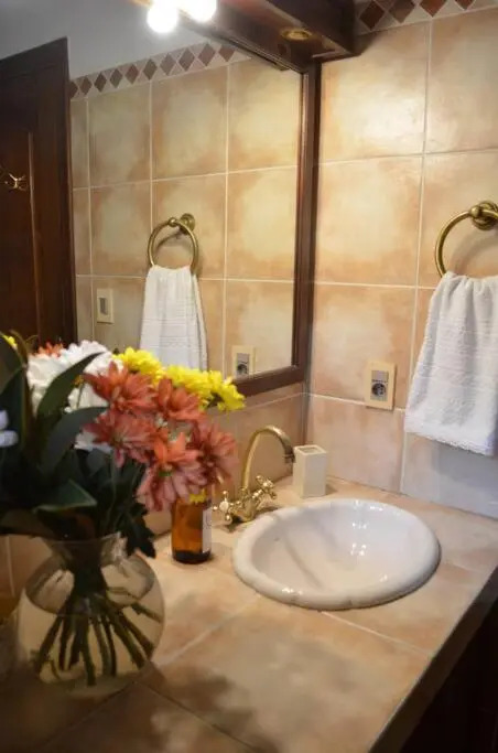 Agradable y espaciosa casa - bungalow con piscina