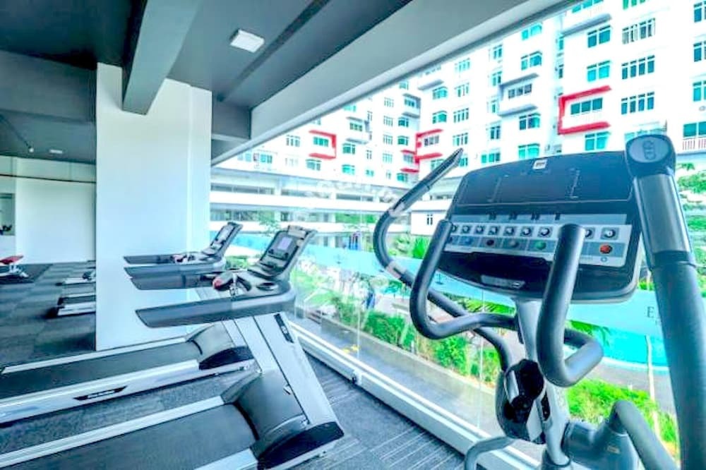 Nilai Ehsan Residence by BeeStay 8-10 Pax at Sepang