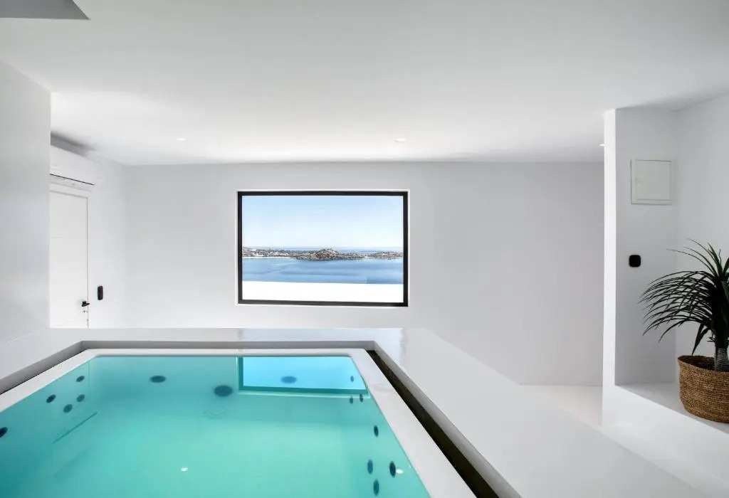 Psarou Black Villas
