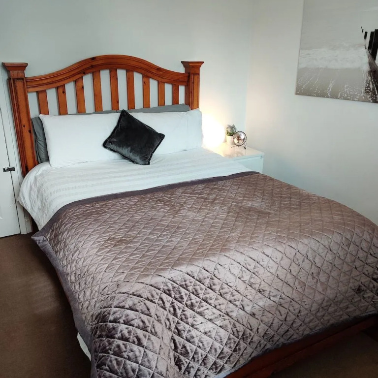 Cosy Bee - Freemantle Solent Lodge