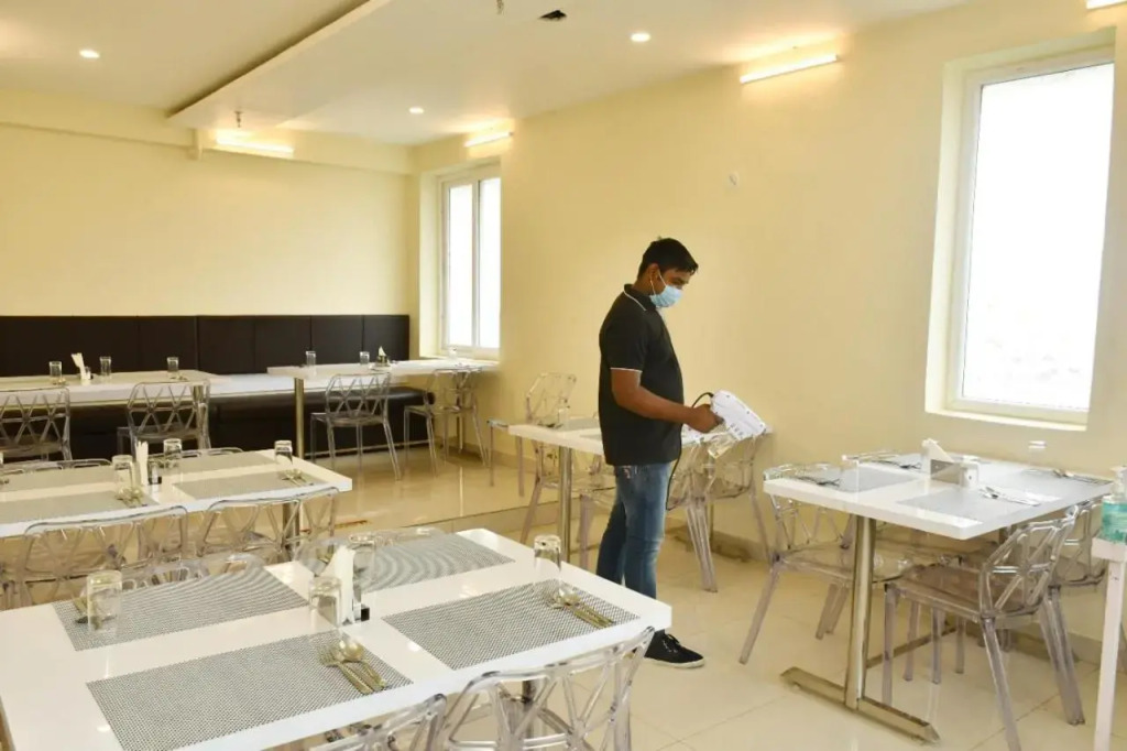 Hotel Tridev Grand